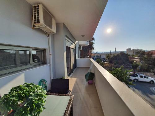 Iriana's Apartments In Center
