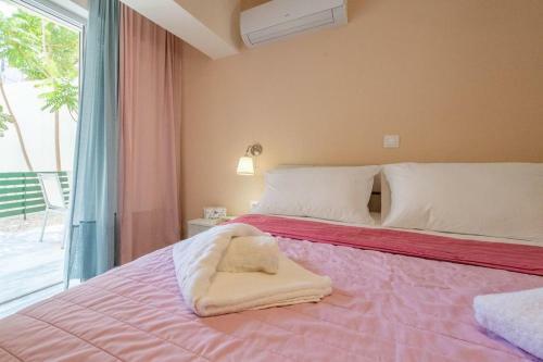 Melina Apartments