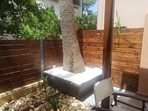 Apartamento Euzoia-luxury Maisonette With Garden
