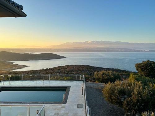 Seacrete Villas