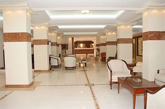 Hotel Chrithoni's Paradise