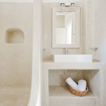 Petros Place Hotel