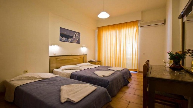 Golden Days Aparthotel