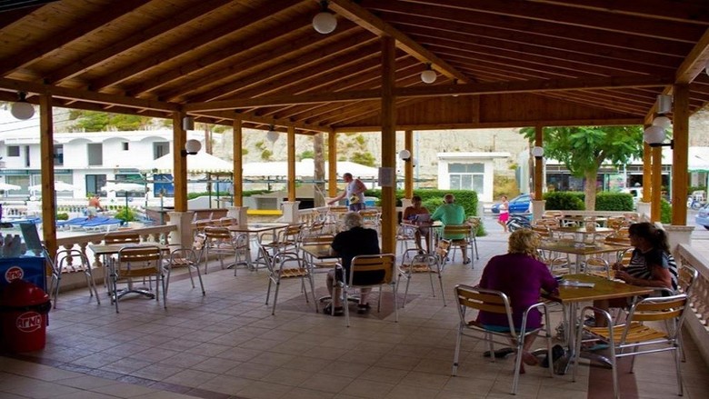 Golden Days Aparthotel