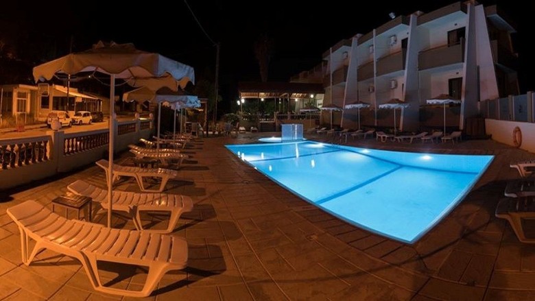 Golden Days Aparthotel
