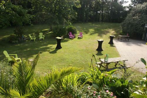 Latitude Ouest Hotel & Restaurant