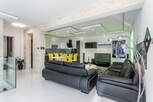 Sea Pearl Luxury Apartment