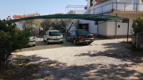 Apartments Family Corner