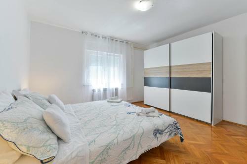 Villa Holiday House Vesna With Pool