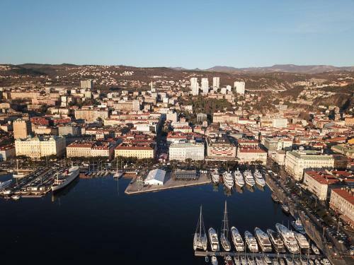Apartments Budin Rijeka City Center