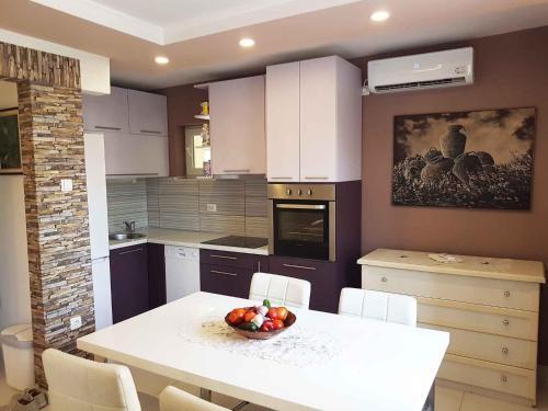 Apartment In Rijeka 38286