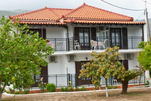 Katerina Apartments