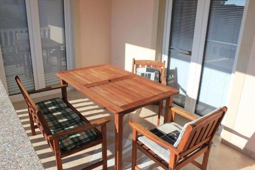 Apartment Zecevo Rtic 17129b