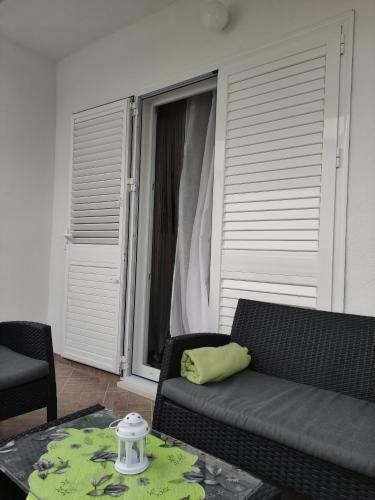 Apartmani Mara Rogoznica