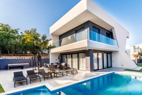 Neue Villa Skyline, Strand Und Zentrumn�he