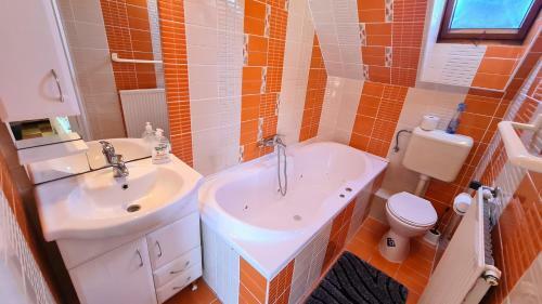 Liget Nyaral�h�z �s Apartman Liget