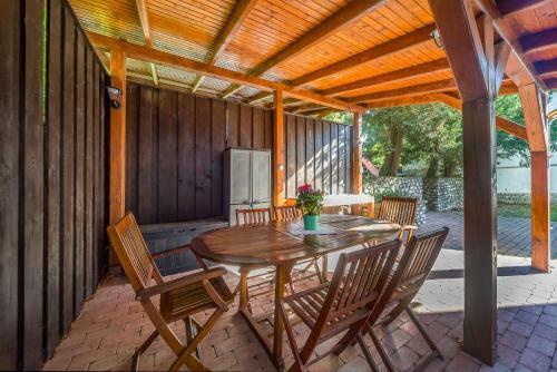 Hostal Villa Szilva Vend�gh�z