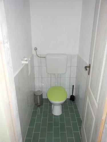 Apartamento Merum Pinc�szet �s Vend�gszoba