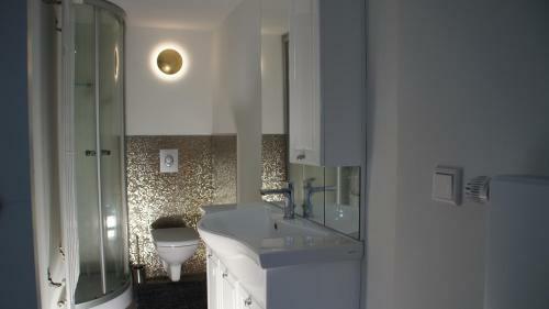All-in-one Apartment Mit Eigener Sonnenterrasse Im Garten