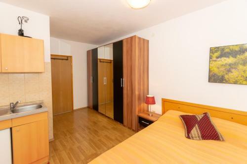 Apartments Mirjana