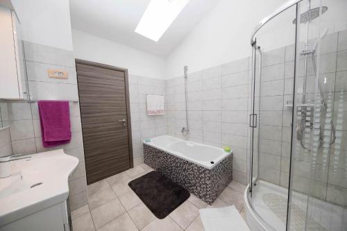 Holiday Home In Tribalj 41593