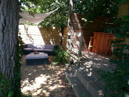 Bed & Breakfast La Bousquati�re