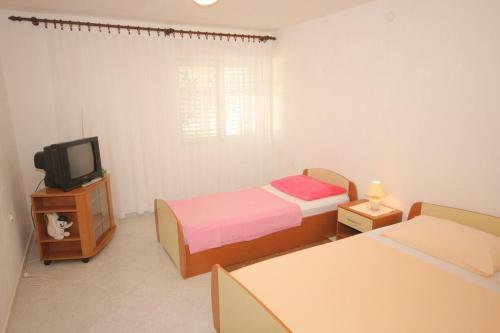 Apartments By The Sea Tkon, Pasman - 8297