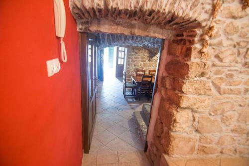 3* Stone House Dora For 5 Guests, Pa?man Island