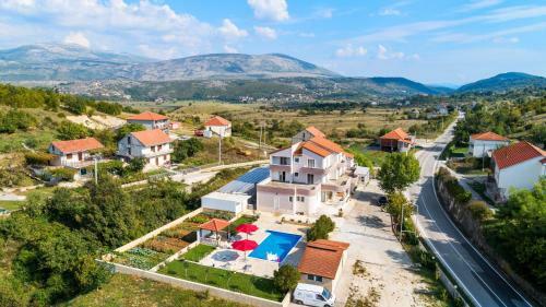 Villa Apartments Ana