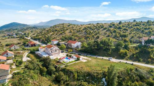 Villa Apartments Ana