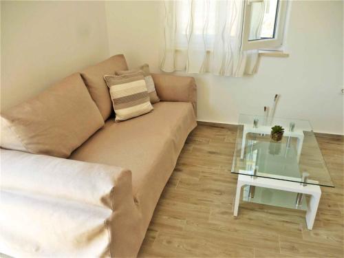 Apartments In Starigrad-paklenica 38087