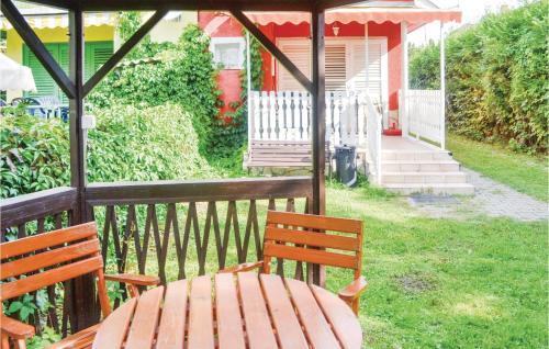 Holiday Home Vilma Utca-balatonm�riaf�rd�