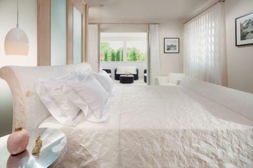 Villa Carlotta By Hmz Villas