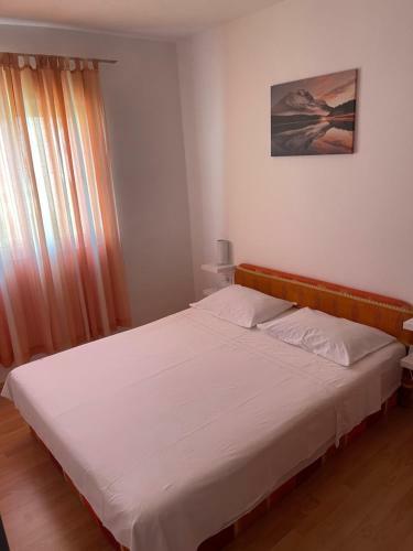 Apartmani Frane