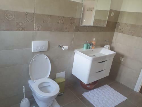 Hostal Muring Apartments