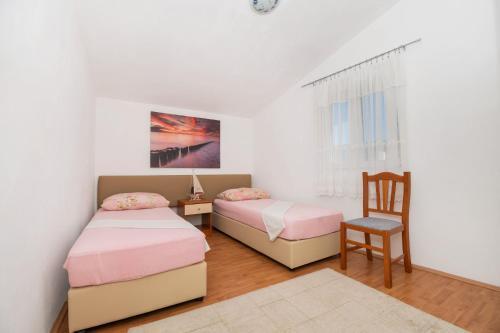 Apartments Anita Tribunj