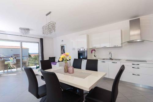Apartment In Tribunj 41726