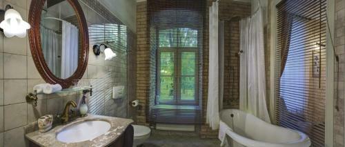 Hostal Shlisselburg Guest House