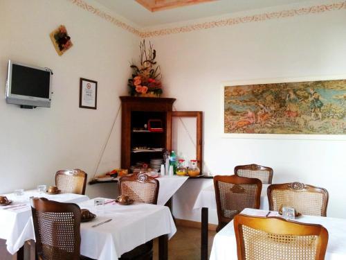 Hostal Luconi Affittacamere