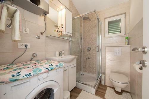 Holiday House Alina With Heated Pool