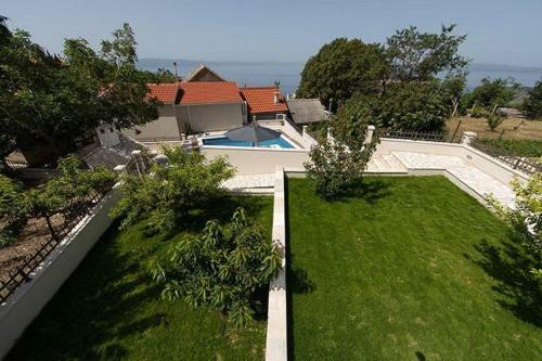Holiday House Alina With Heated Pool