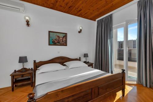 Apartments ?obrni?