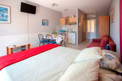 Apartamento Villla Brigitte Tu?epi