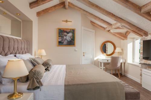 Serendipity - Luxury Stone Villa With Private Jacuzzi And Sauna