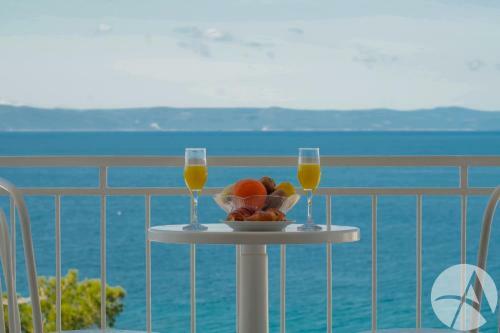 Seaview Rooms With Breakfast & Free Parking
