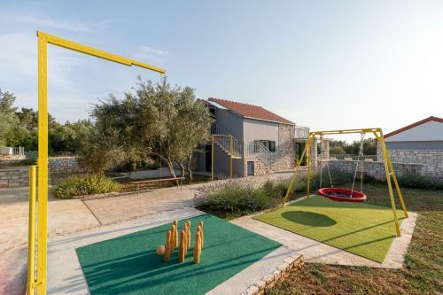 Villa Barbara - Olive Paradise, With Chlorine-free Pool