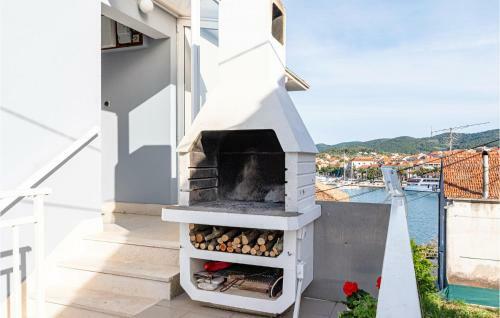 Nice Apartment In Vela Luka With Wifi And 2 Bedrooms