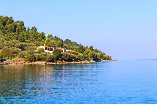 Seafront Apartment Marinka
