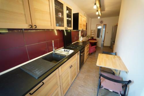 Hostal Tulip Home Guest House