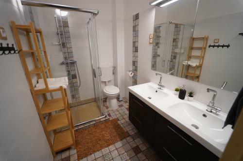 Hostal Tulip Home Guest House